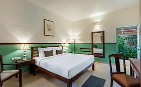 Mango Hill Shallow Beach Resort